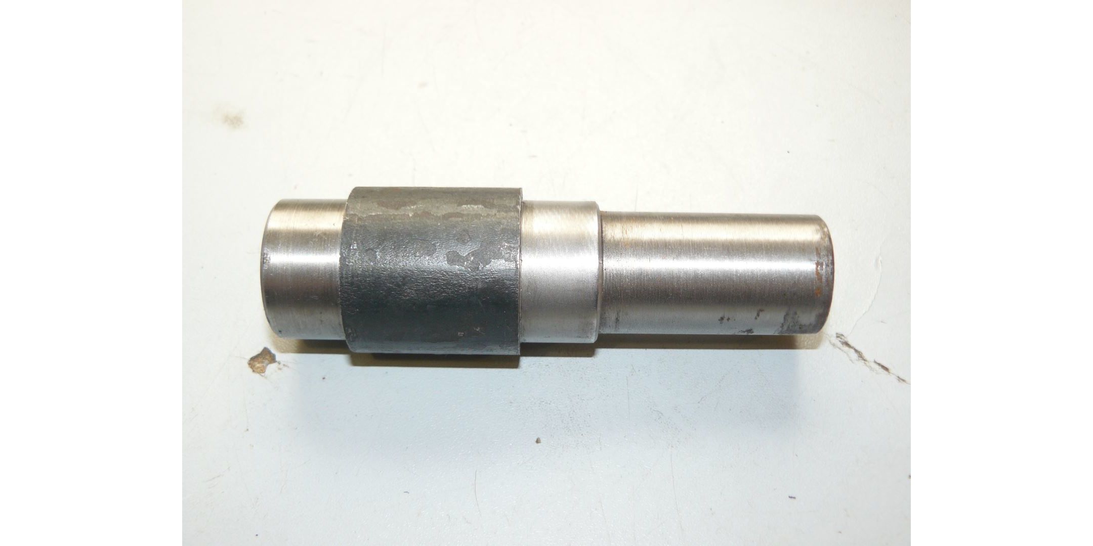 Ось барабана для Зубр ЗБСЭ-120 <br>(Артикул: U528-375-012)