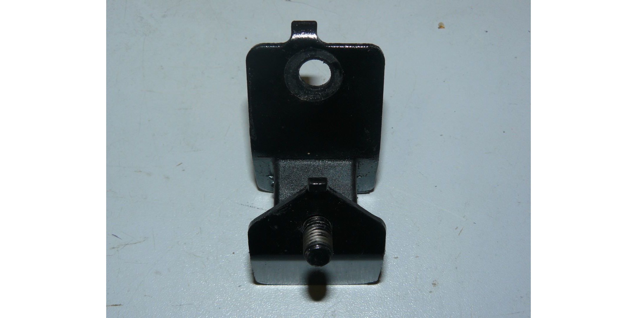 Амортизатор ДВС левый для Зубр ЗЭСБ-1500 <br>(Артикул: U592-150-026)