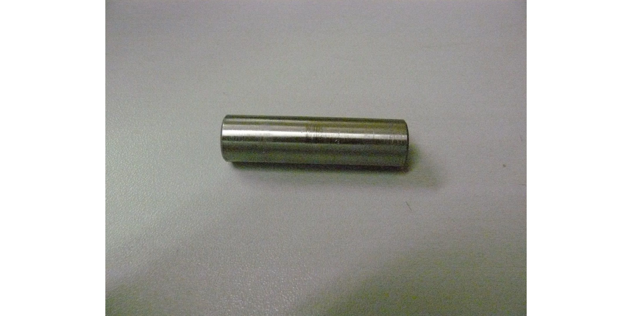 Палец поршня D12 для Зубр ЗКЭМ-2000-50 <br>(Артикул: U571-200-014)