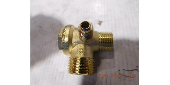 Обратный клапан ZG1/2-G3/8-M10x1 для Зубр ЗКПМ-360-50-2.2 <br>(Артикул: N000-019-051)