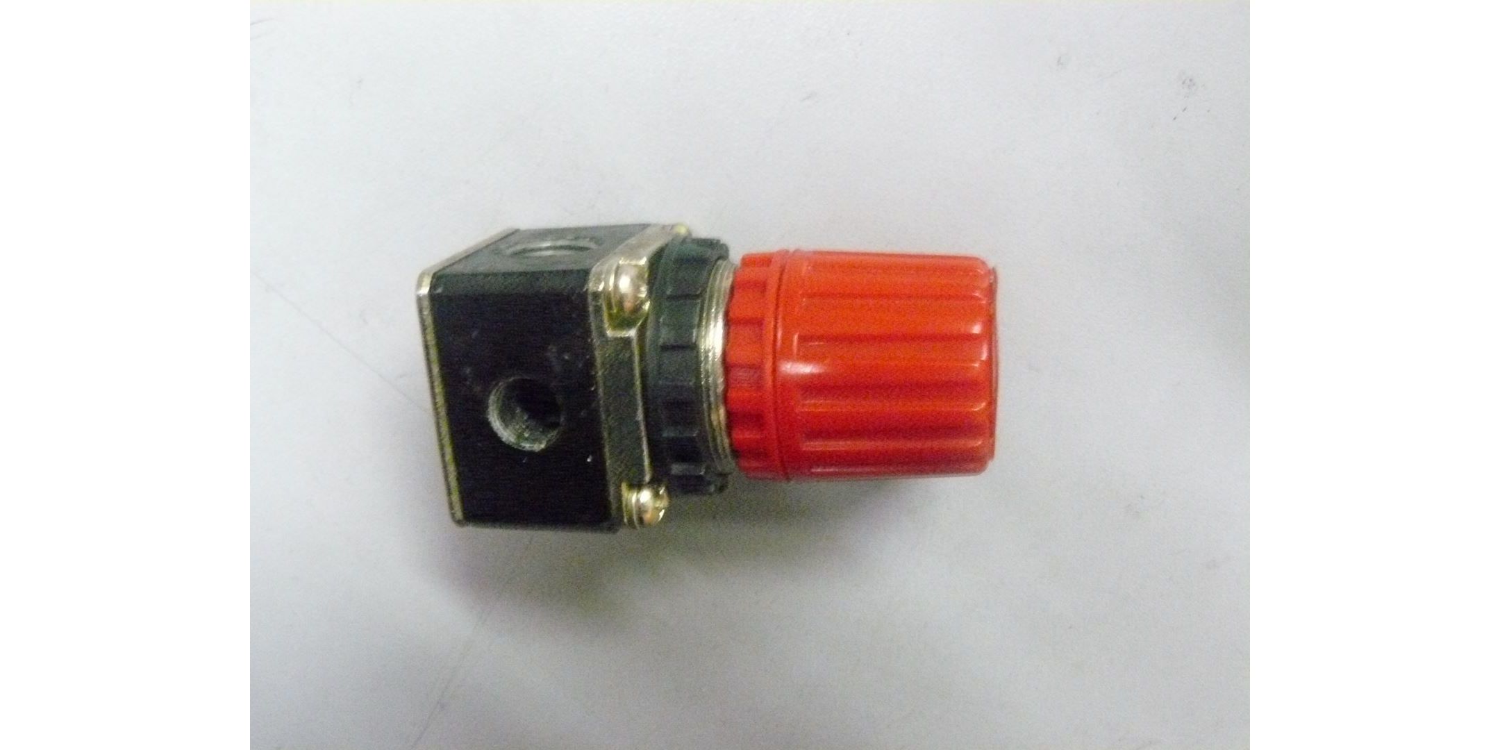 Регулятор давления 35x35x70 для Зубр ЗКЭМ-1600-24 <br>(Артикул: U571-160-062)