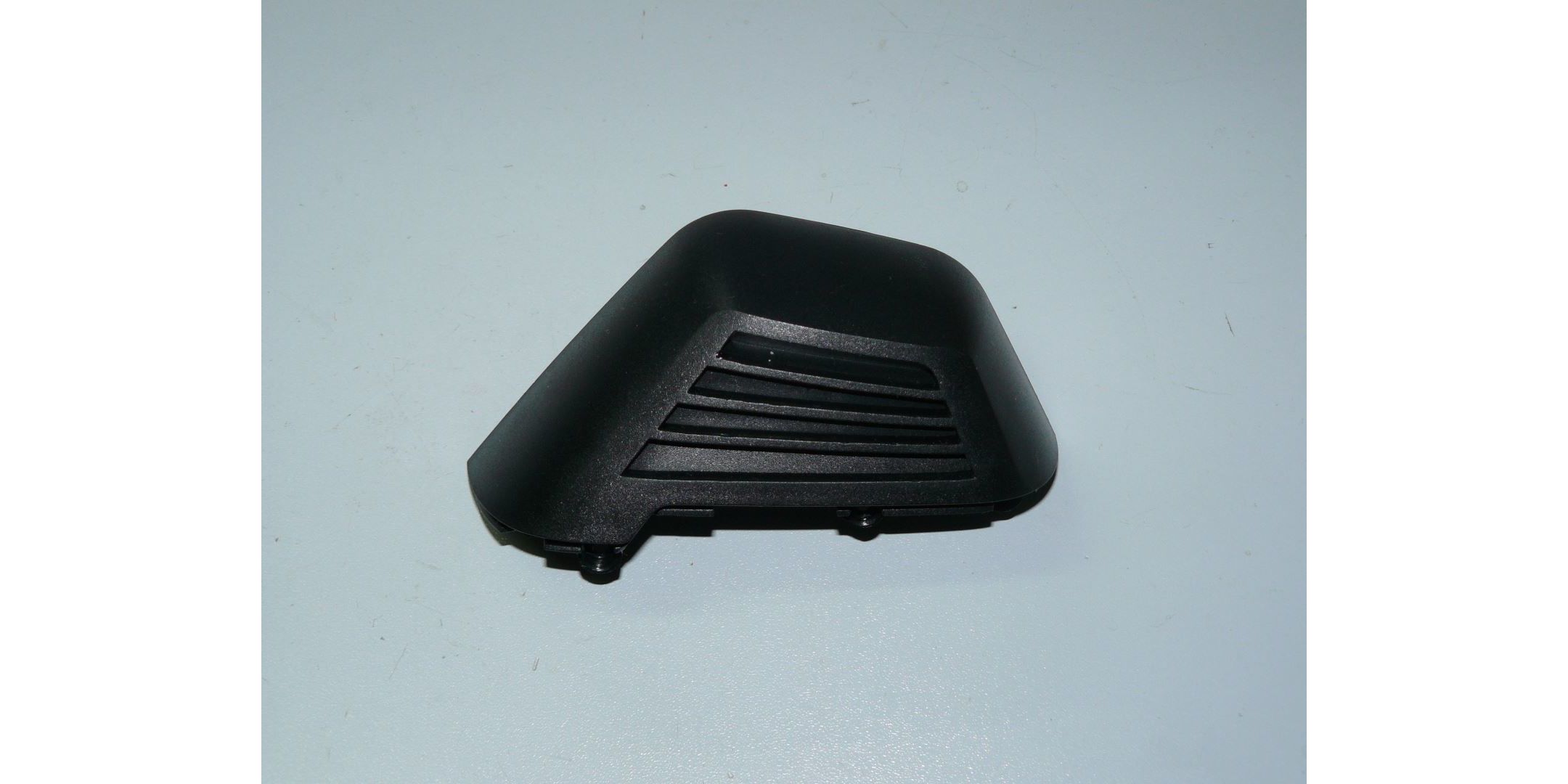 Накладка левая для Зубр ЗКЭ-53-20 <br>(Артикул: N000-007-335)