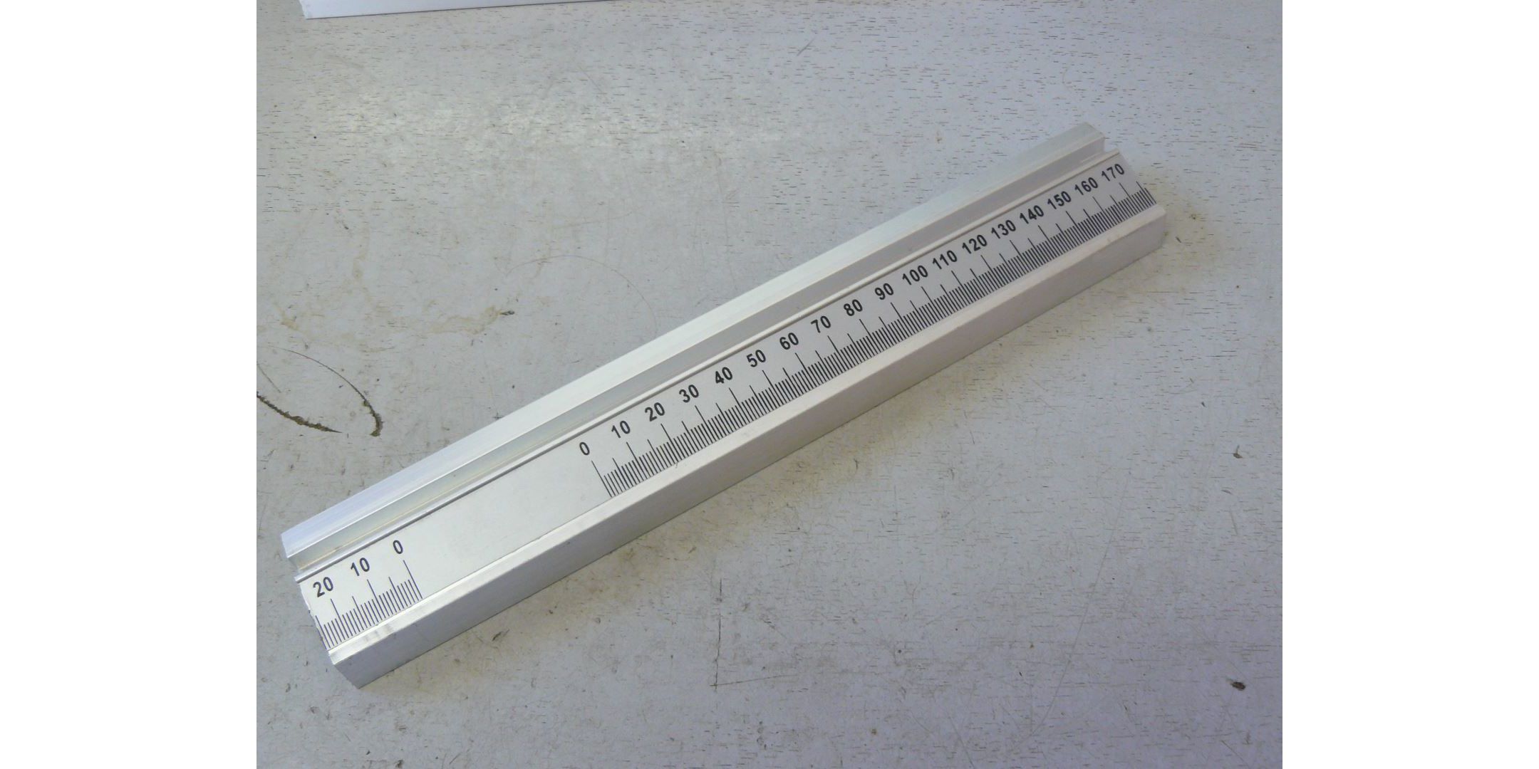 Линейка B для Ленточная пила ЗПЛ-750-305 <br>(Артикул: U524-750-052)