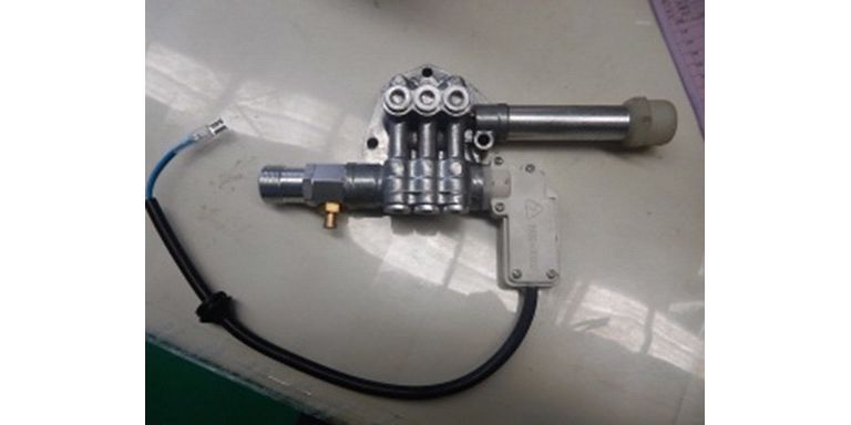 Помпа в сборе для Зубр ЗАВД-1500 <br>(Артикул: U582-150-014-C)