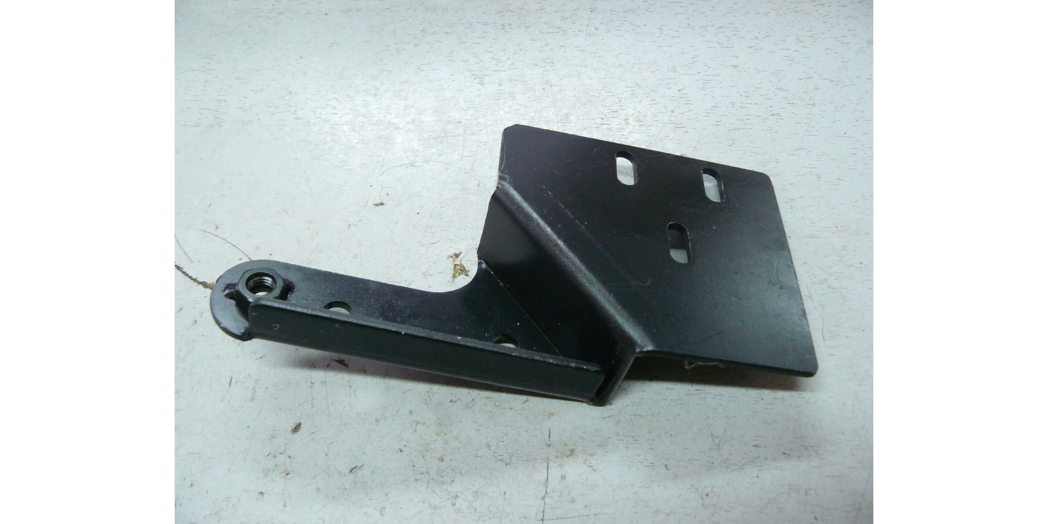 Пластина прижимная для Отрезная пила ЗПО-355-2200 <br>(Артикул: U569-220-098)