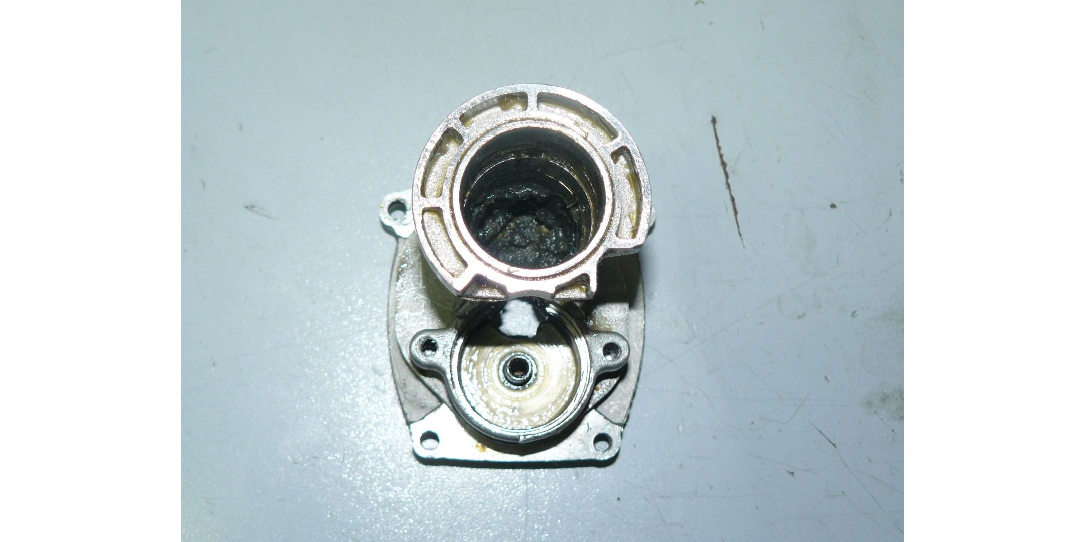 Промщит в сборе для Зубр SDS-plus ЗП-28-800 КМ <br>(Артикул: N000-016-420)