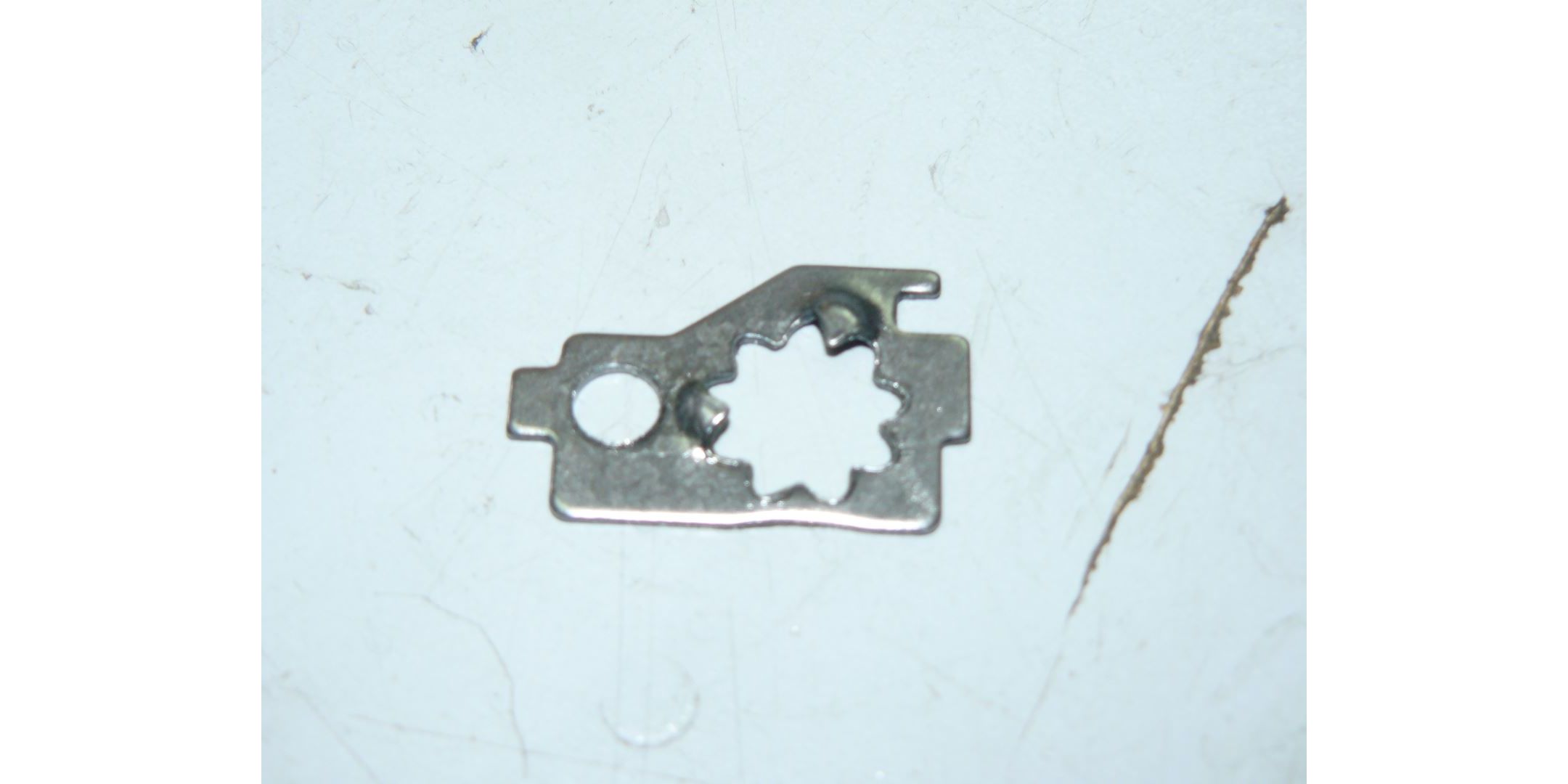 Планка стопорная для Зубр SDS-plus ЗП-28-800 КМ <br>(Артикул: N000-016-373)