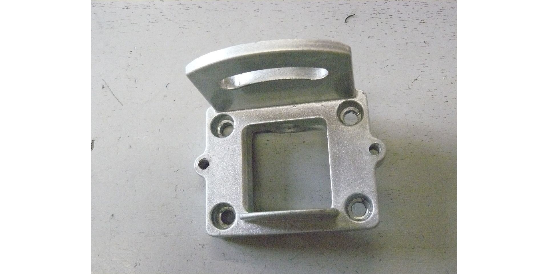 Седло держателя корпуса для Зубр ЗПТ-210-1300-Л <br>(Артикул: U569-130-102)