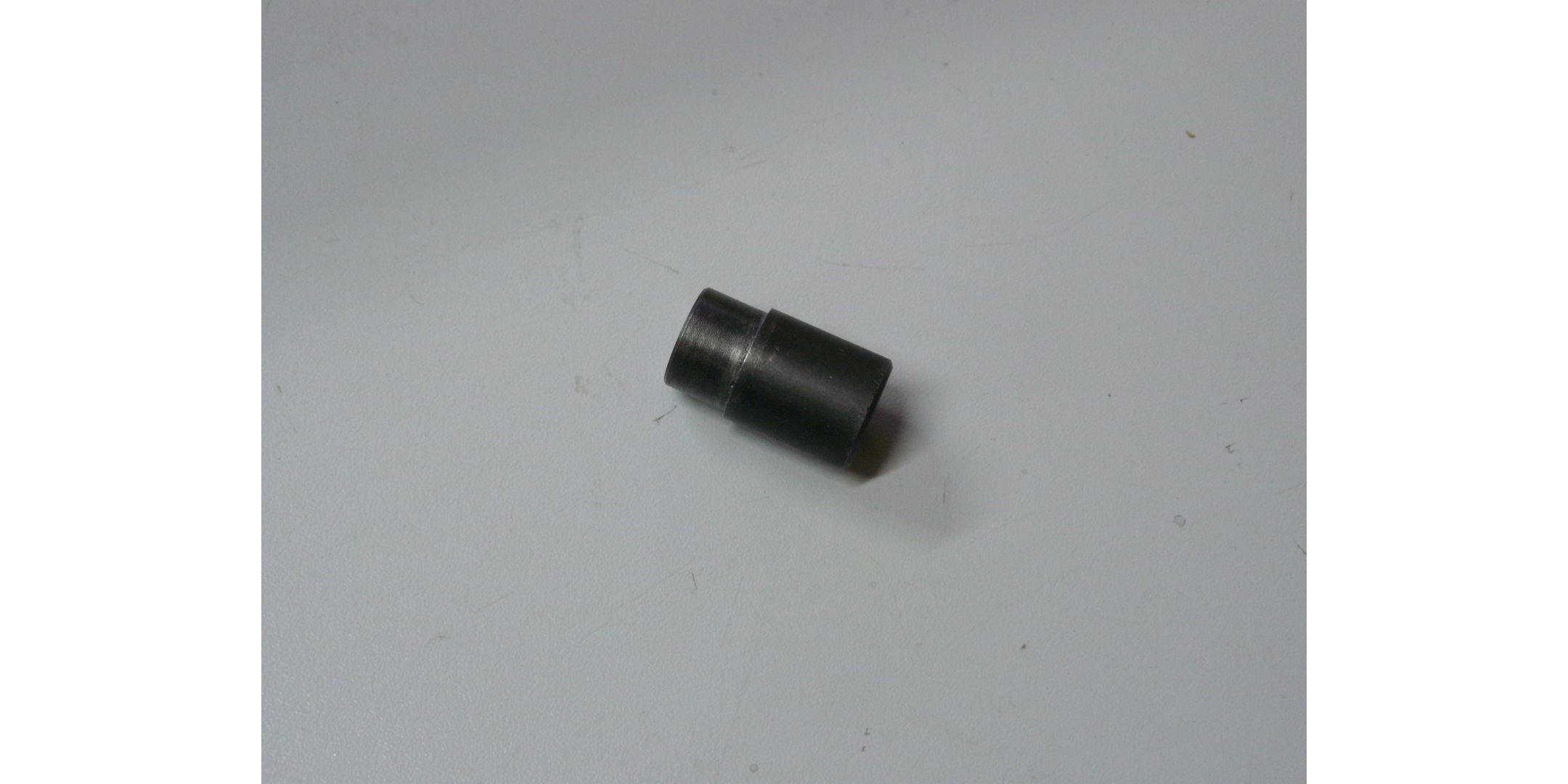 Втулка D18 d8.5 h30 для Зубр ЗПТП-255-1800 <br>(Артикул: U569-183-064)