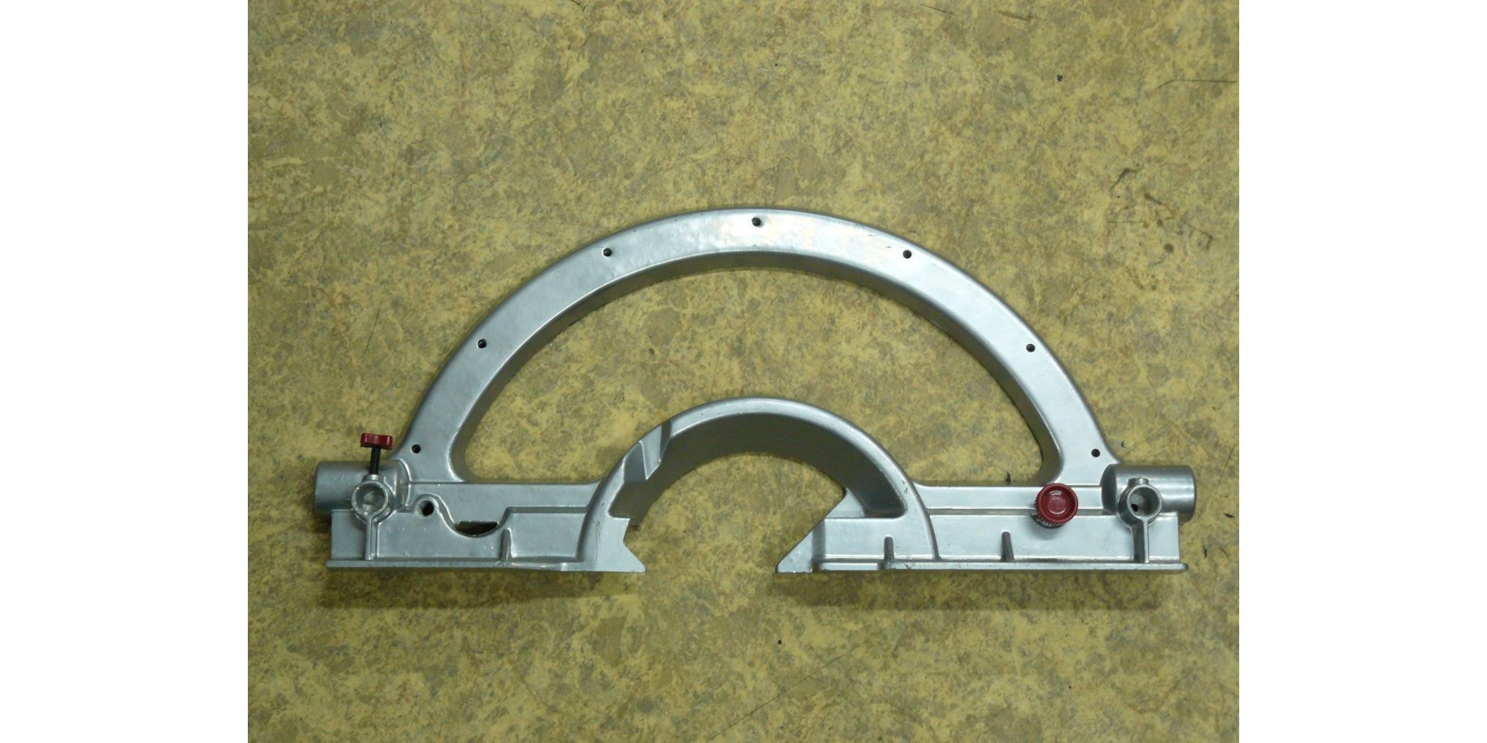 Упор для Зубр ЗПТП-255-1800 <br>(Артикул: U569-183-068)