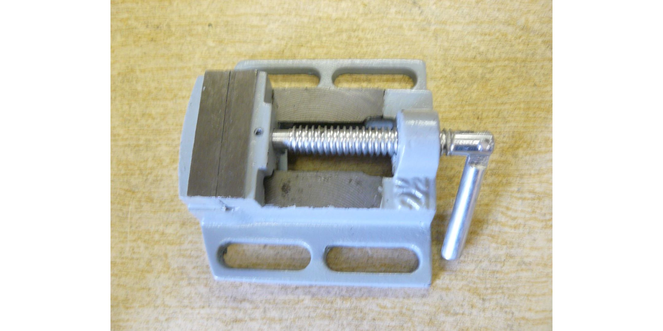 Тиски станочные для Зубр ЗСС-350 <br>(Артикул: U526-350-083)