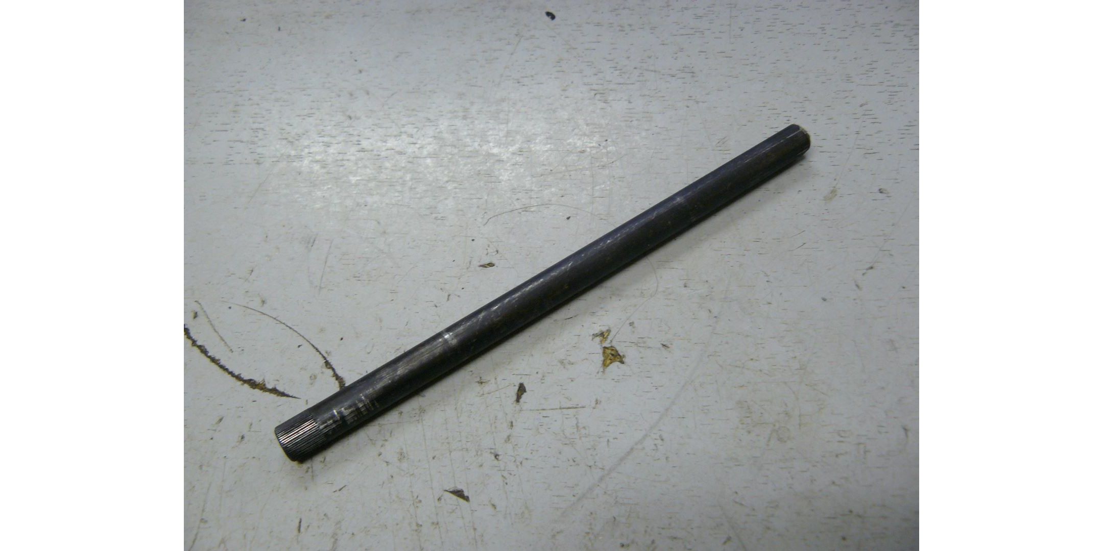 Ось крепления двигателя для Зубр ЗШС-500 <br>(Артикул: U527-500-007)
