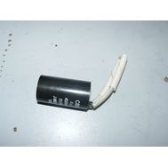 Конденсатор 8mF 450VAC для Зубр ЗСТД-350-1000 <br>(Артикул: U533-351-092)